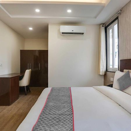 Townhouse The Adore Inn Gurgaon Eksteriør billede